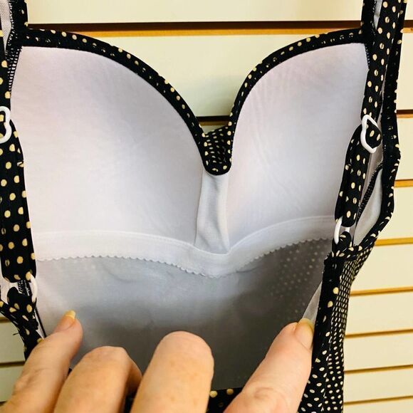 bond-eye Australia One Piece Polkadot Pin Up Swimsuit Size D/DD - Picture 5 of 7